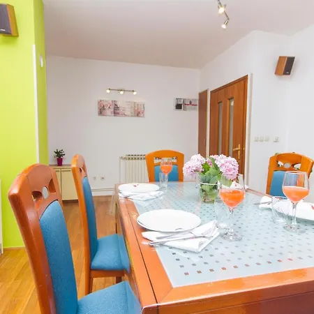 Apartment Andrijana *