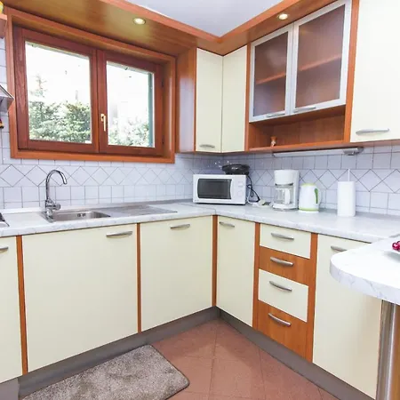 Apartament Andrijana *